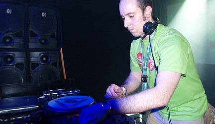 DJ Cole - Melodica Global Beats FM (24.11.2008)